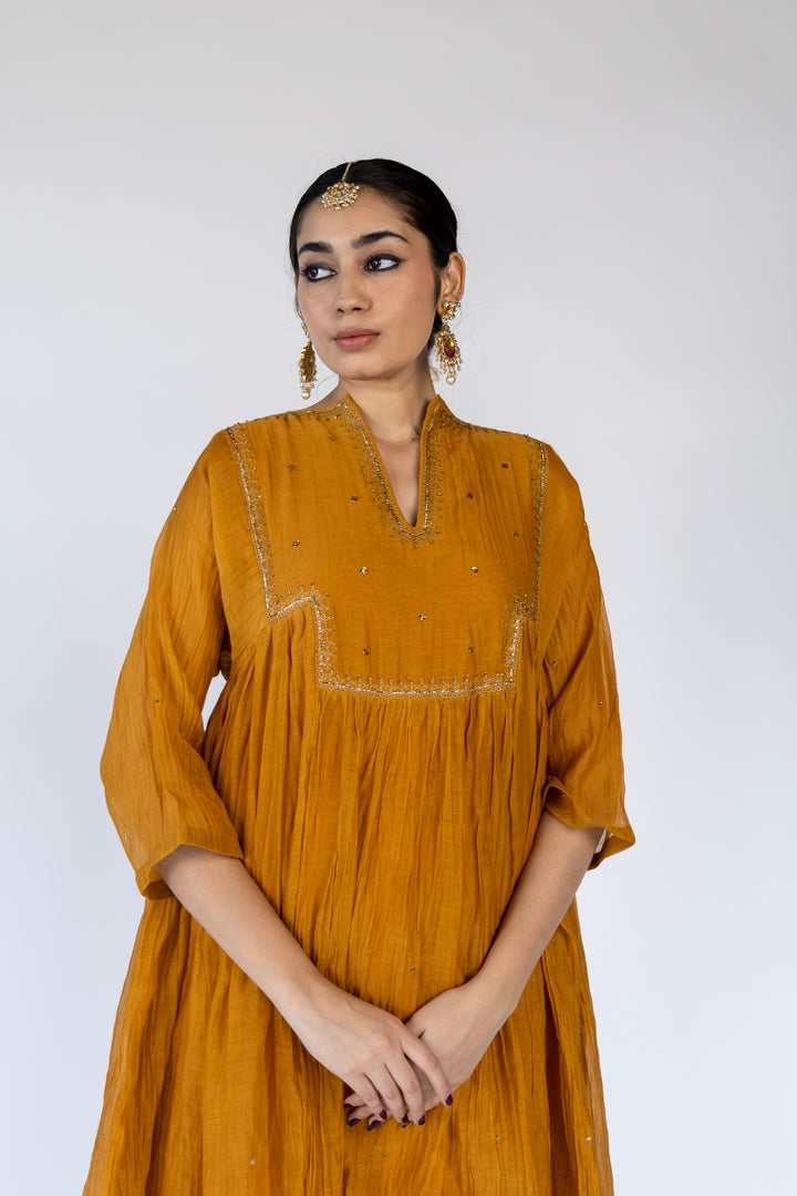 farah yoke kurta set