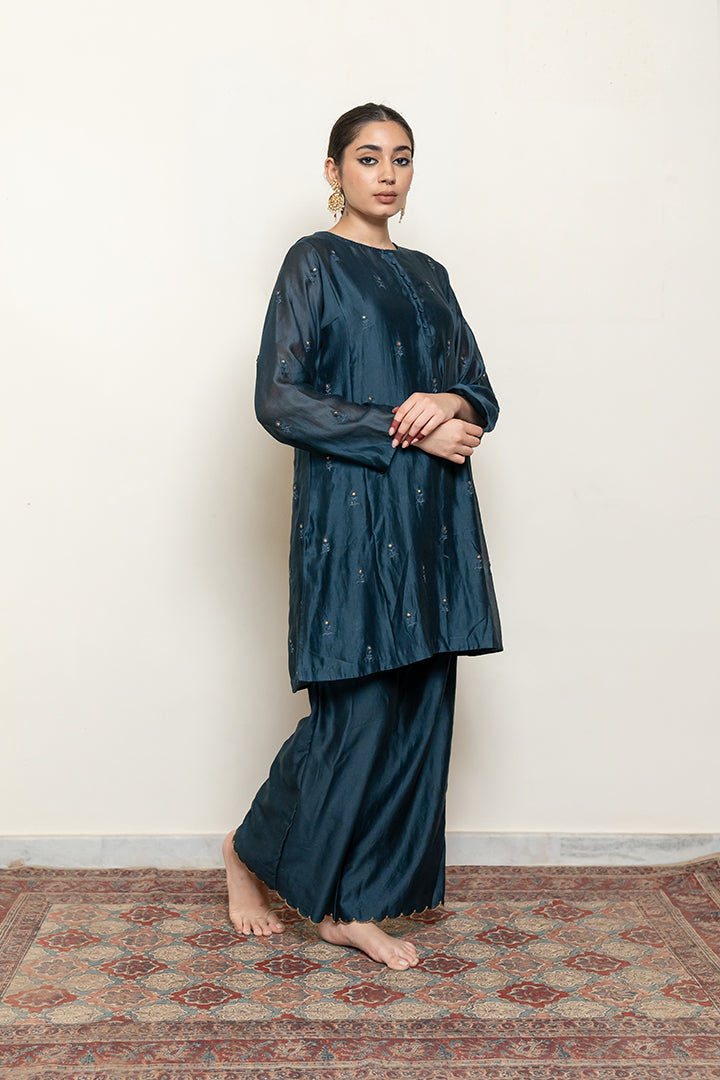 roohi kalidaar kurta