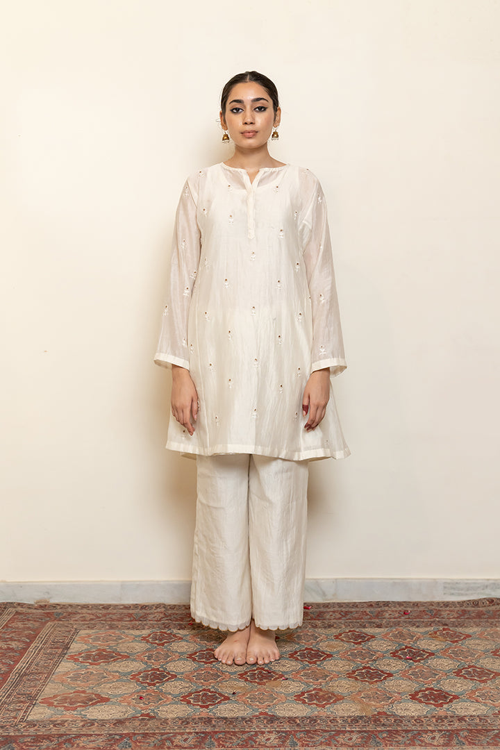 roohi kalidaar kurta