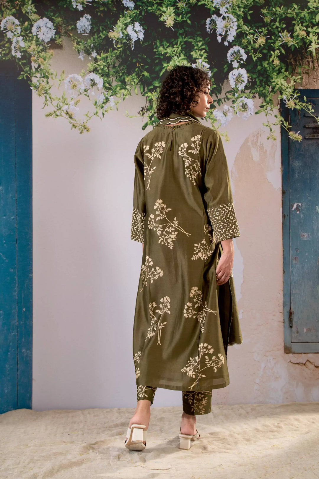 Discharge Print Olive Kurta Set With Organza Dupatta