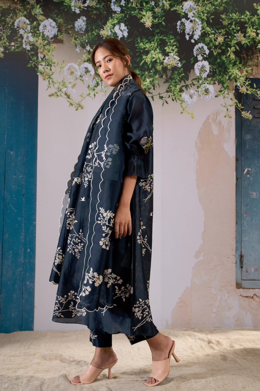 Discharge Print Kurta Set With Organza Dupatta