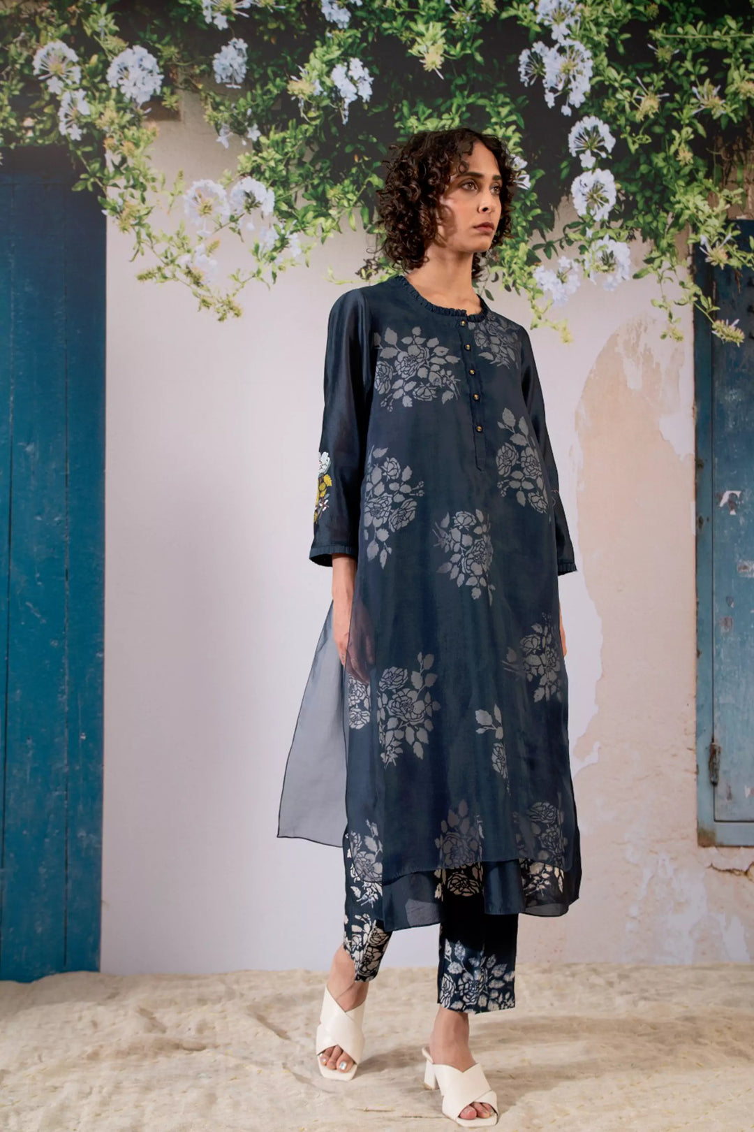 Discharge Print Indigo Kurta Set With Organza Dupatta