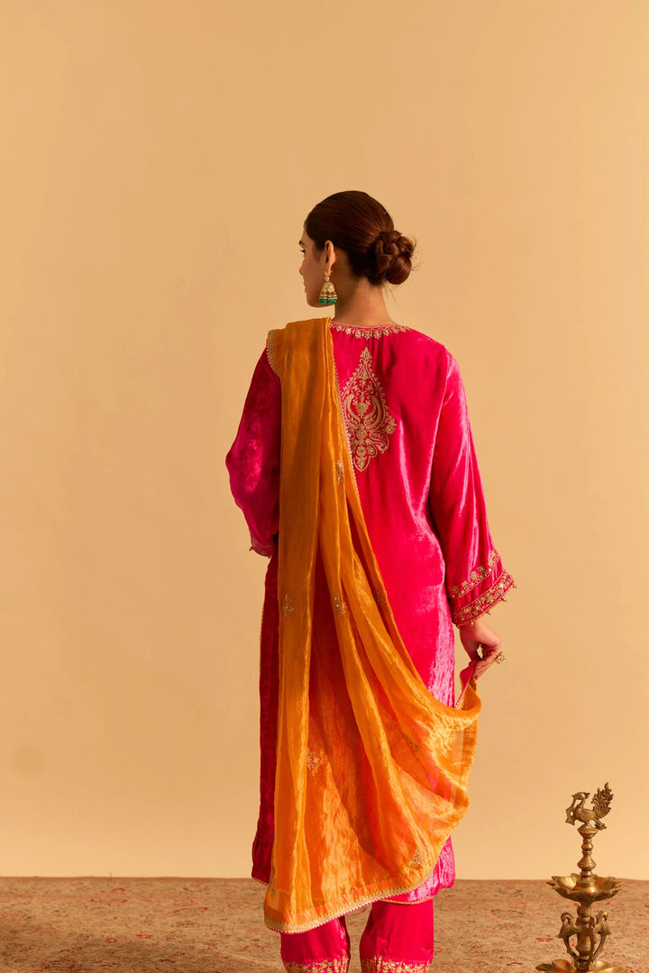 Ziara - Velvet Hotpink Kurta With Dhoti