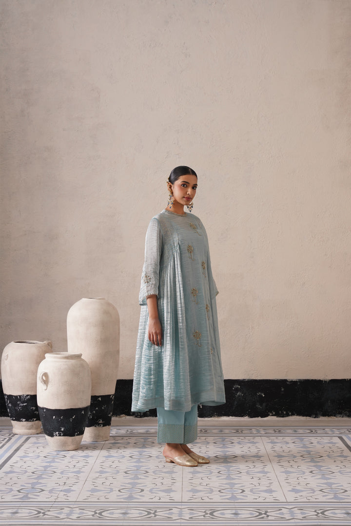 Powder Blue Curve Pannel Kurta