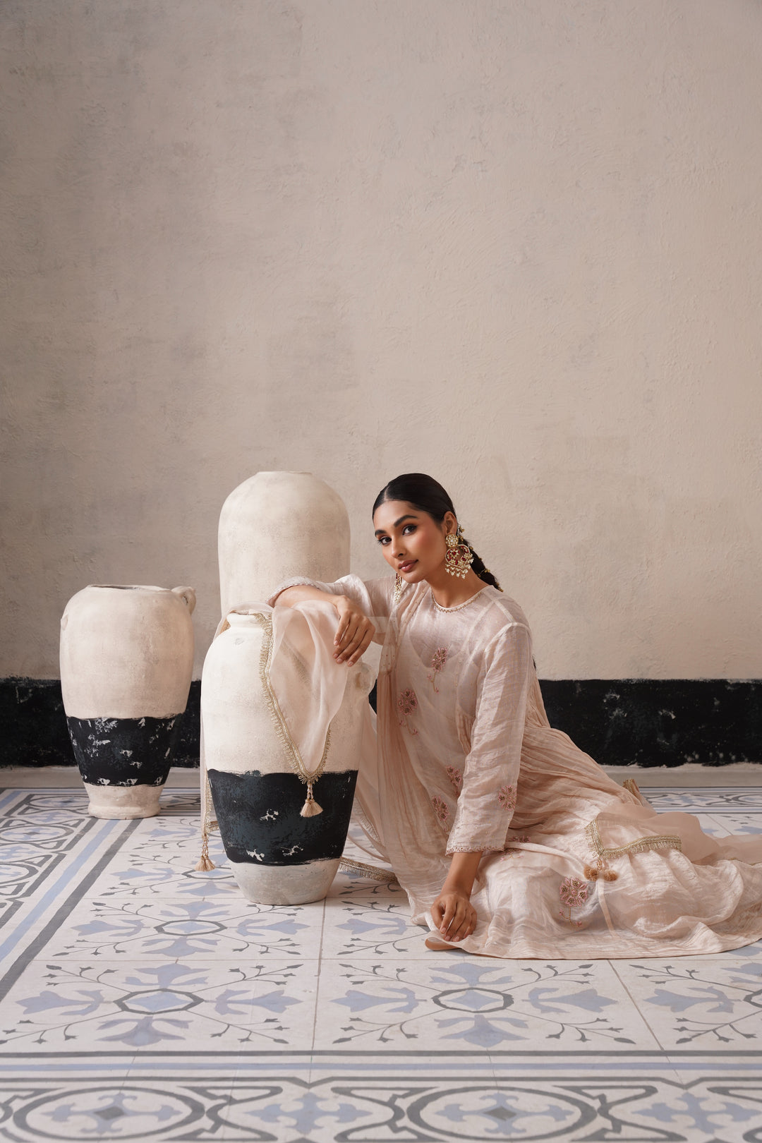 Dutch Ivory Curve Pannel Kurta