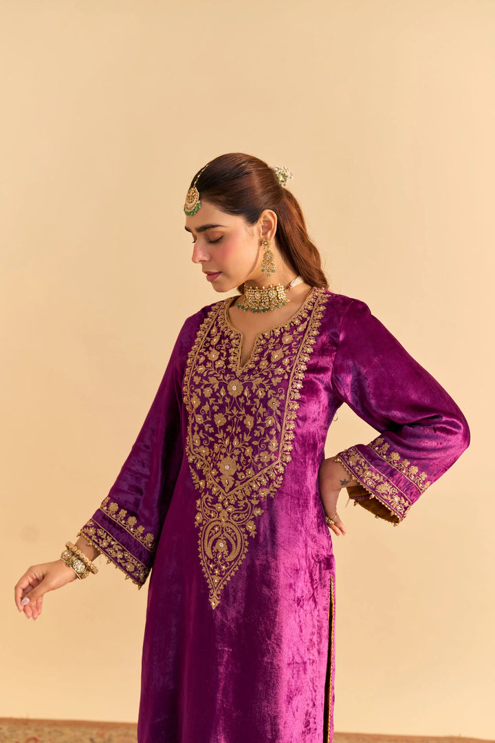 Fareeha - Velvet Deep Purple Kurta With Salwar