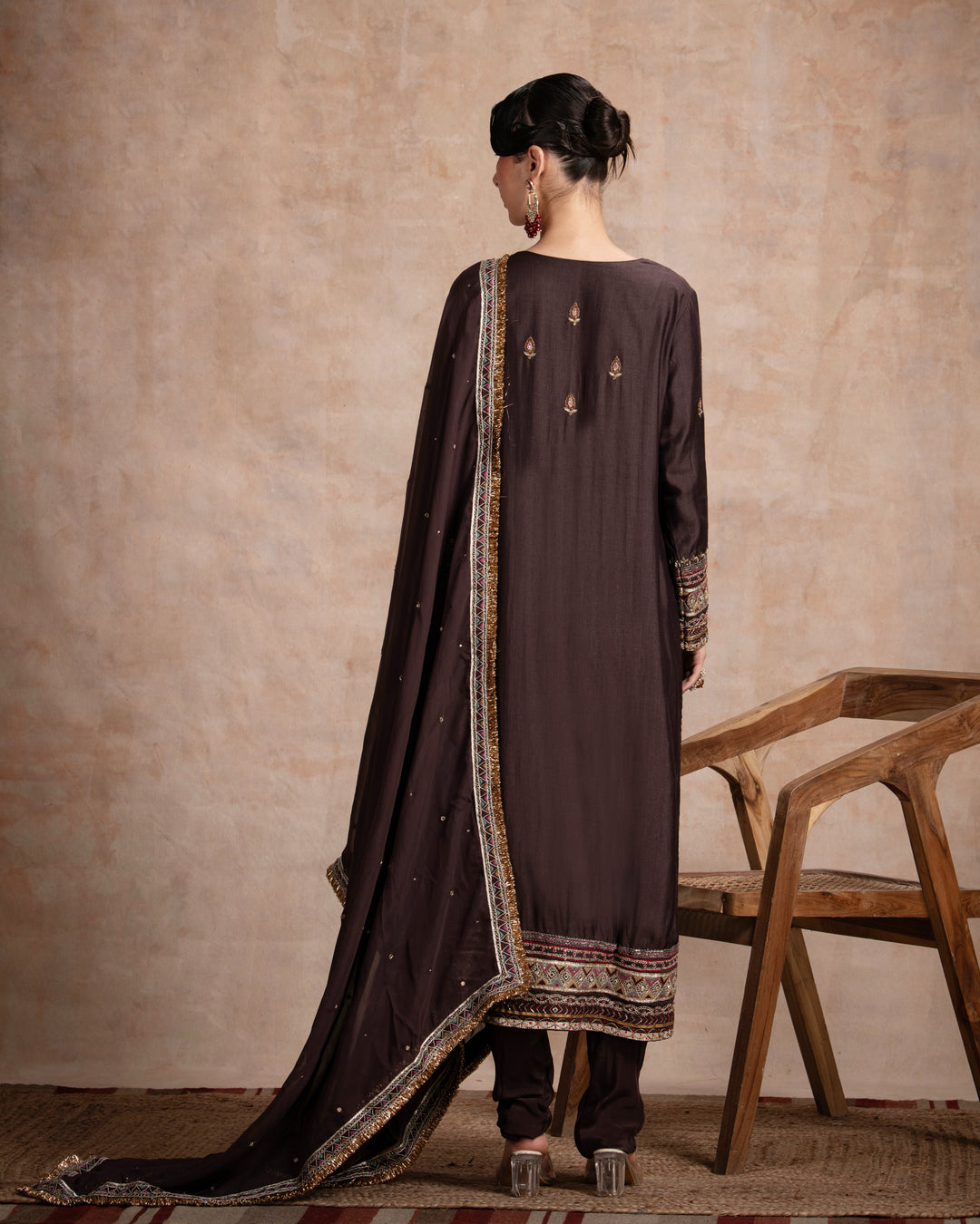 rabia straight suit set dark brown