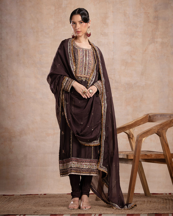 rabia straight suit set dark brown