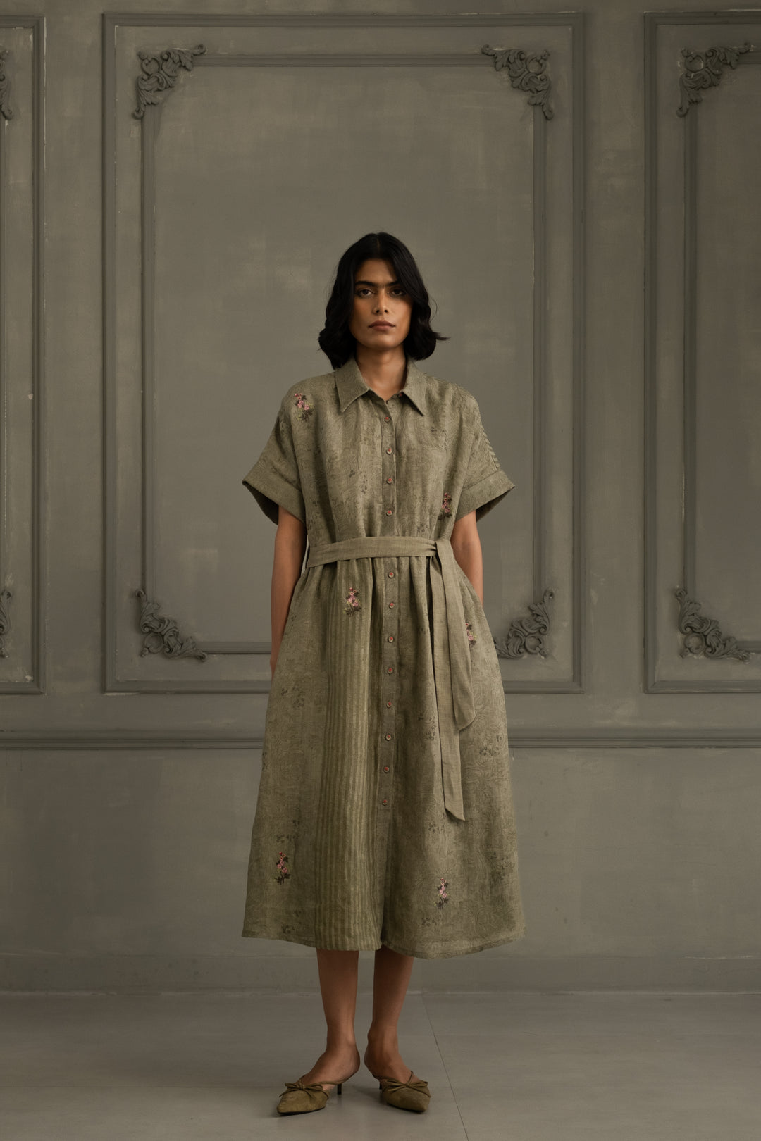 Sage Green Dress in Gauze Linen With Belt and Embroidery anantam Sage Green Dress in Gauze Linen With Belt and Embroidery anantam