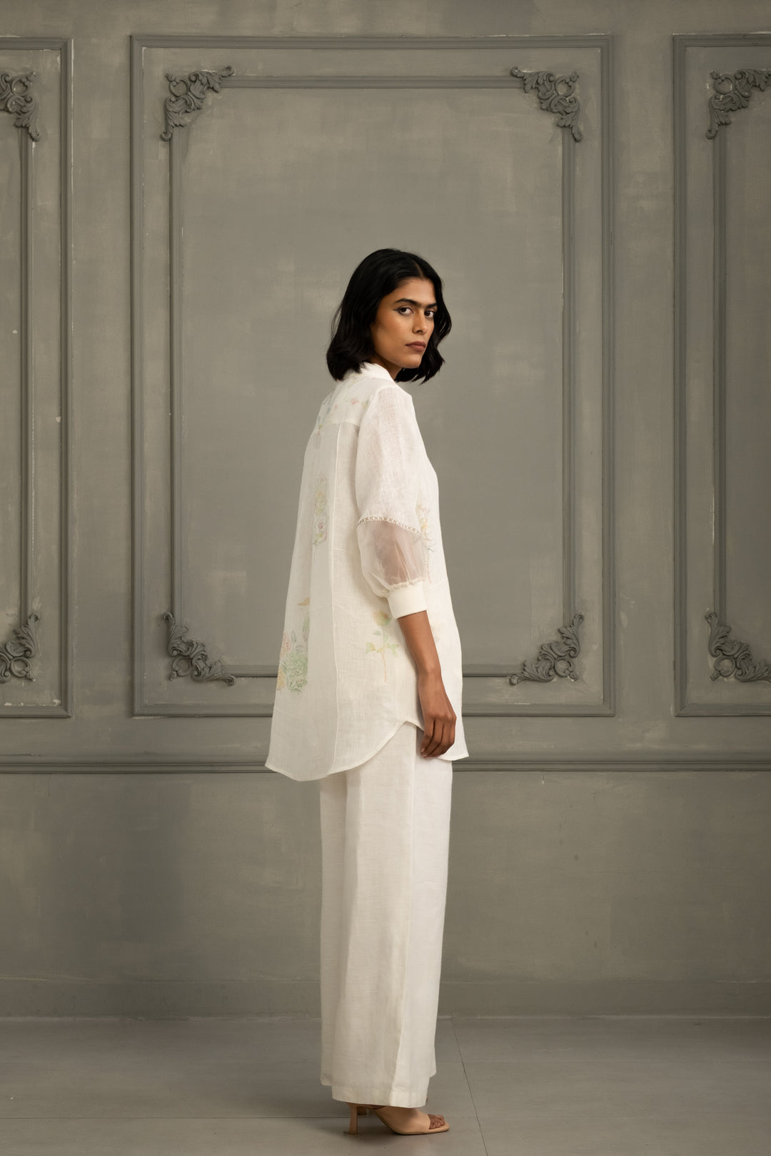 Ivory Shirt in Gauze Linen With Embroidery and Flared Pants in Linen