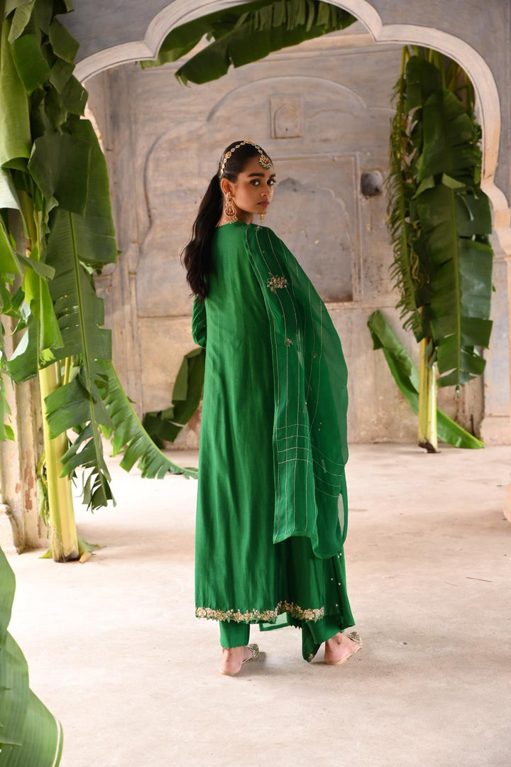 green cross over kurta set
