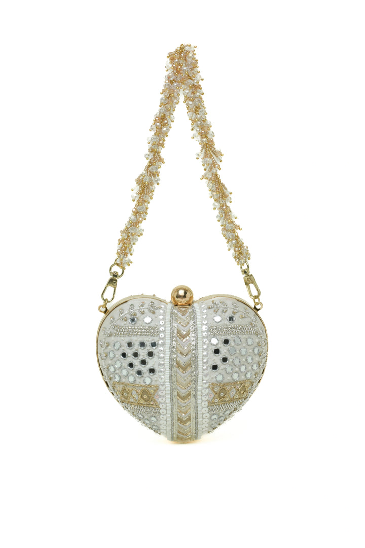 Manzar Heart Clutch – Ivory