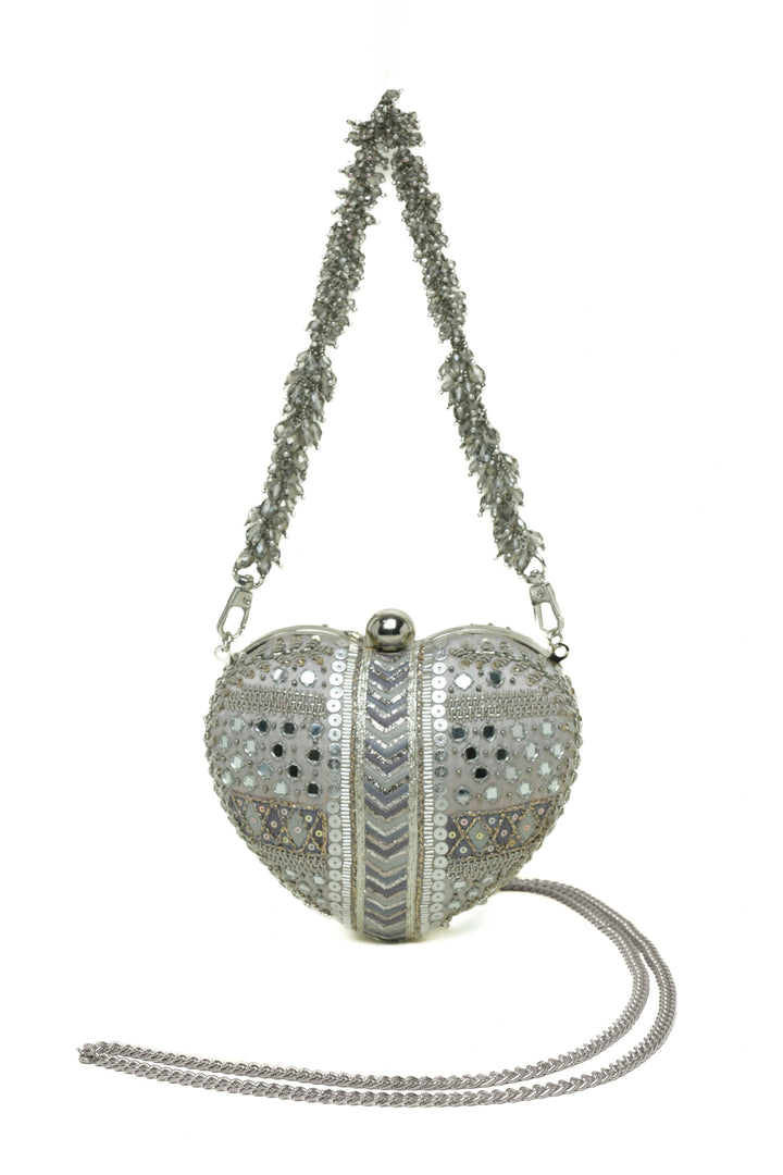 Manzar Heart Clutch – Pewter Silver