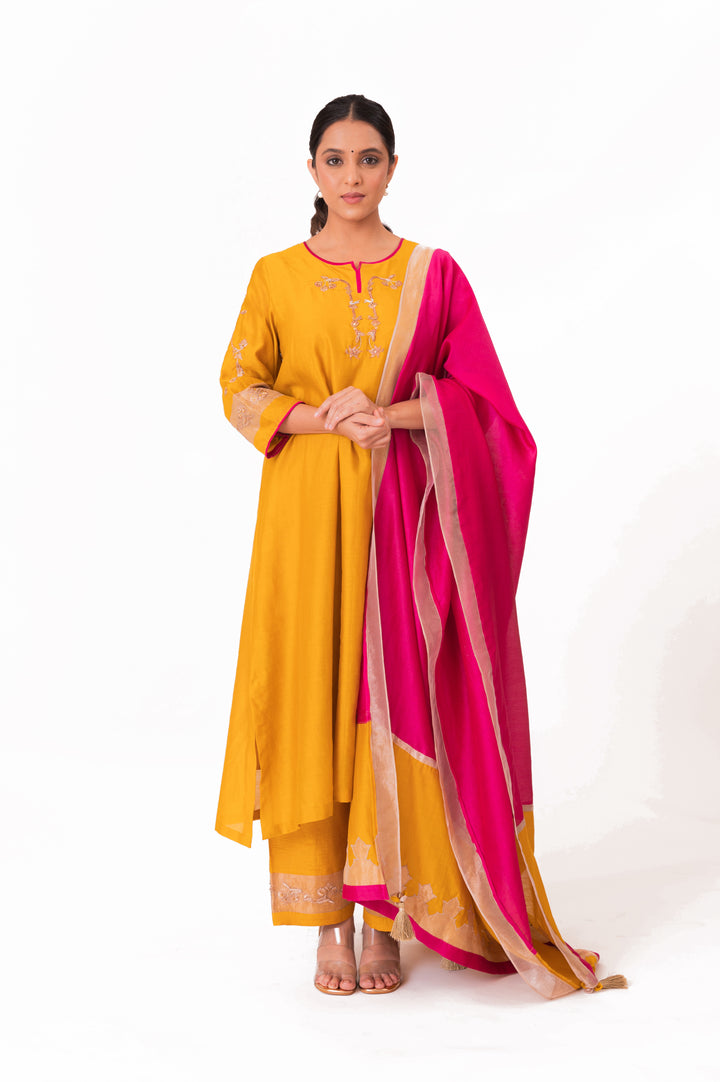 Tissue Patched Dupatta Dual Color Kurta Set