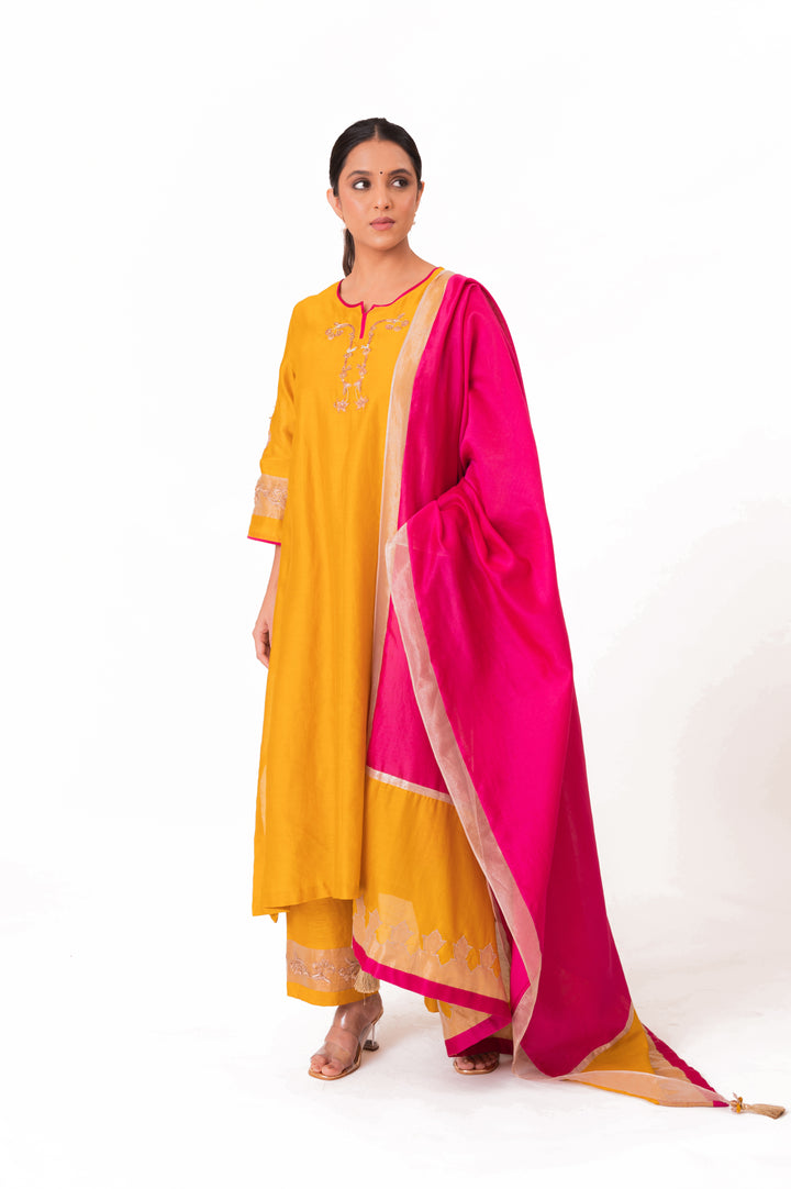 Tissue Patched Dupatta Dual Color Kurta Set