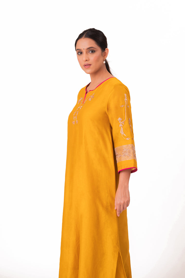 Tissue Patched Dupatta Dual Color Kurta Set