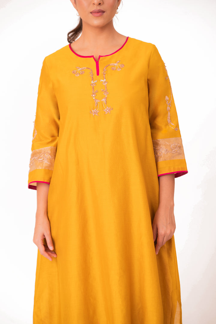 Tissue Patched Dupatta Dual Color Kurta Set