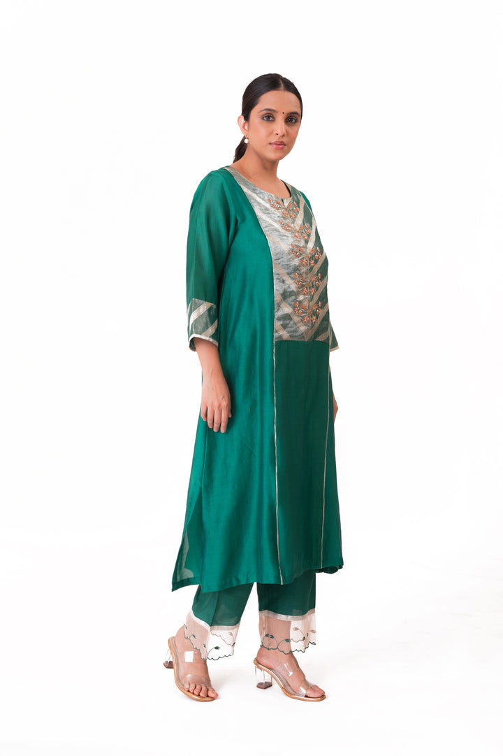 Banarasi Tissue Yoke Kurta Set