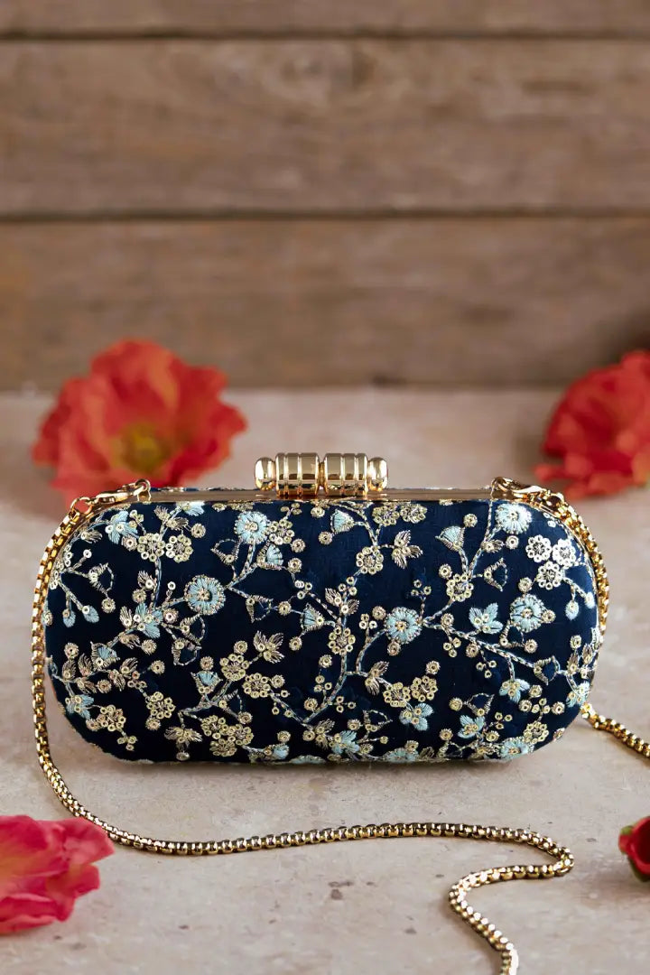 Elan Capsule Clutch