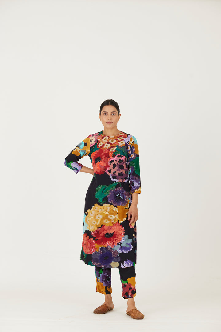 Farah Black  Embroidered Kurta Set