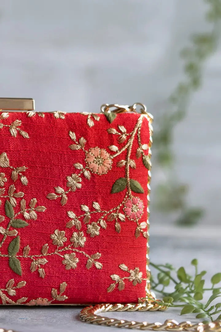 Floral Creeper Box Clutch