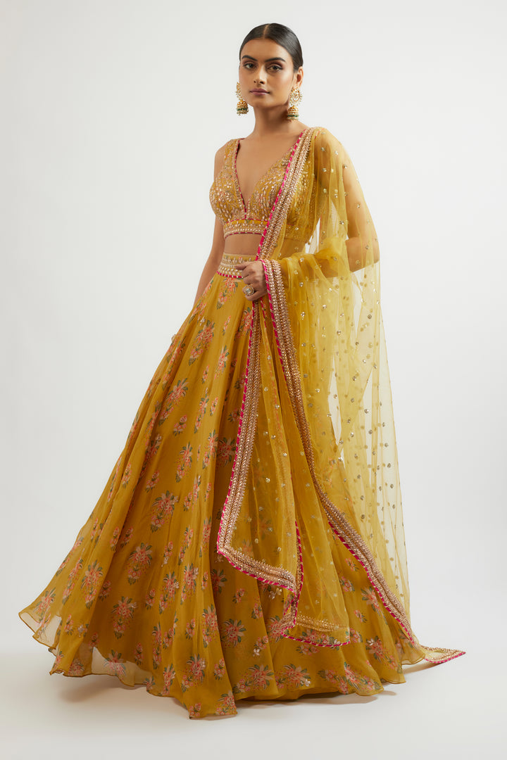 esha lehenga set