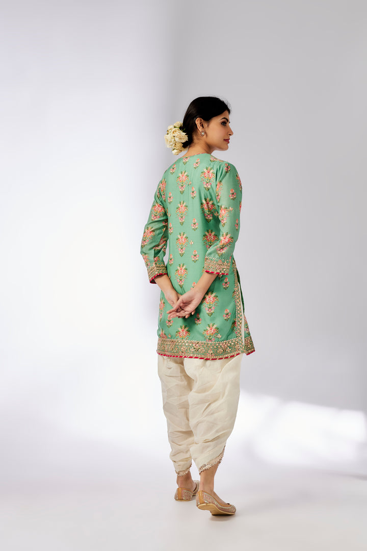 moulika dhoti set