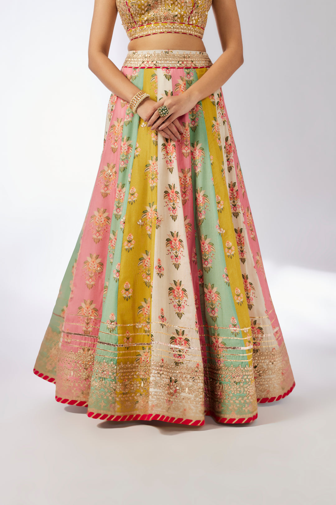 sayali lehenga set