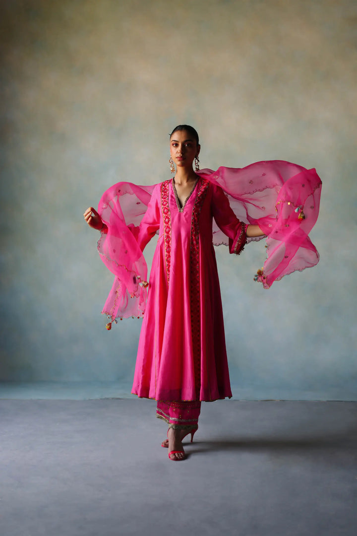 Gul Hot Pink Side Kali Silk Kurta Set