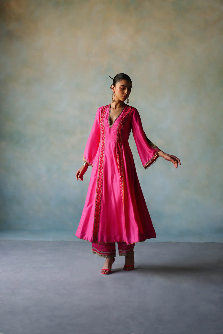 Gul Hot Pink Side Kali Silk Kurta Set