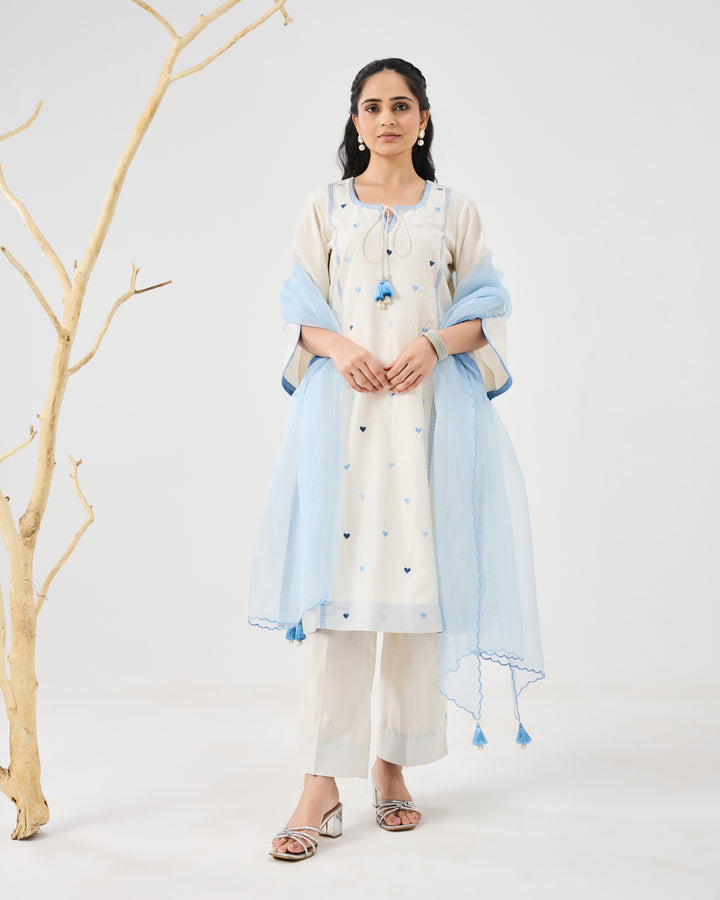 Dilzaah Solid Heart Aline Suit