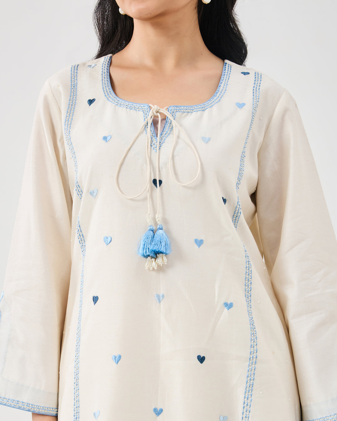 Dilzaah Solid Heart Aline Suit