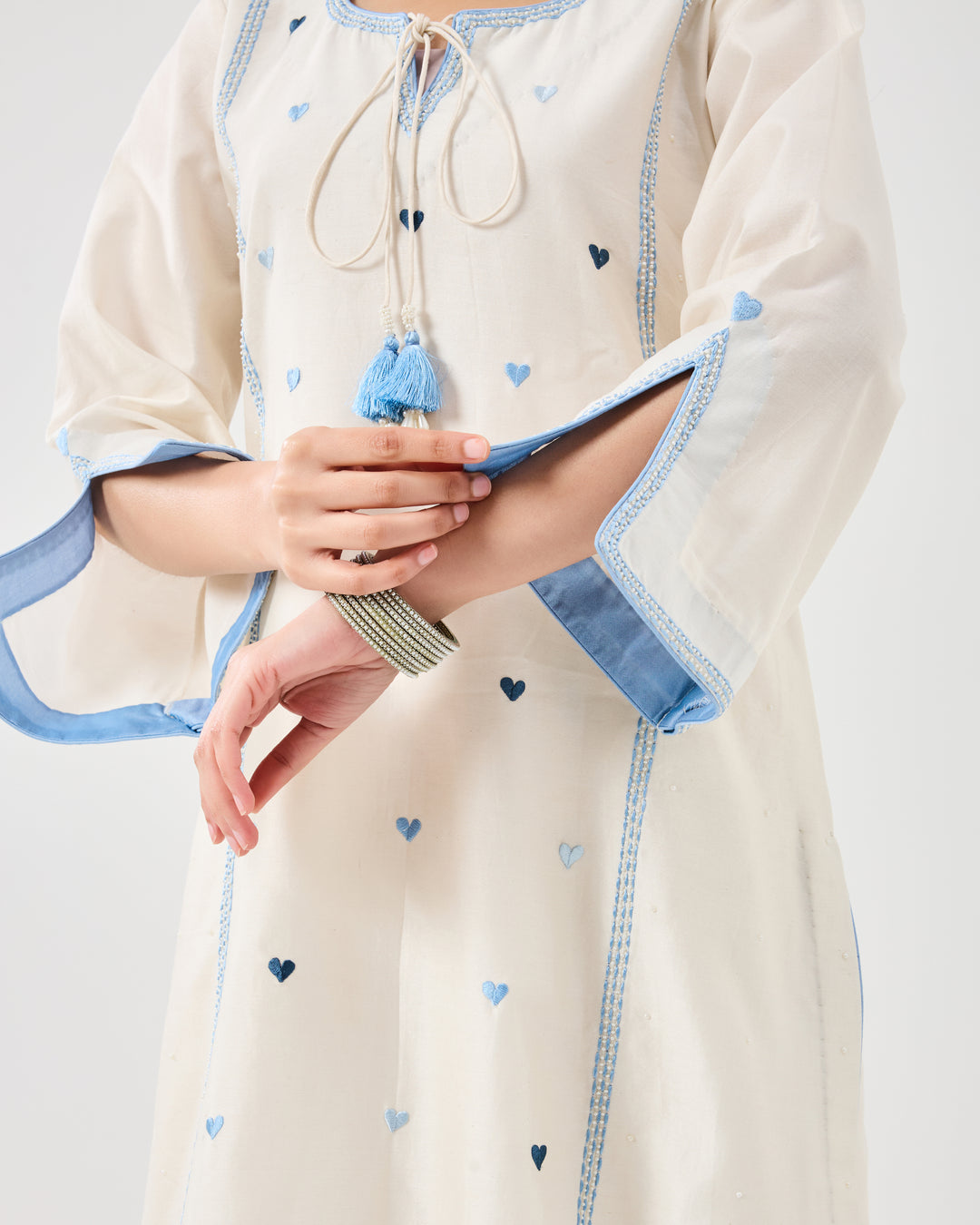 Dilzaah Solid Heart Aline Suit