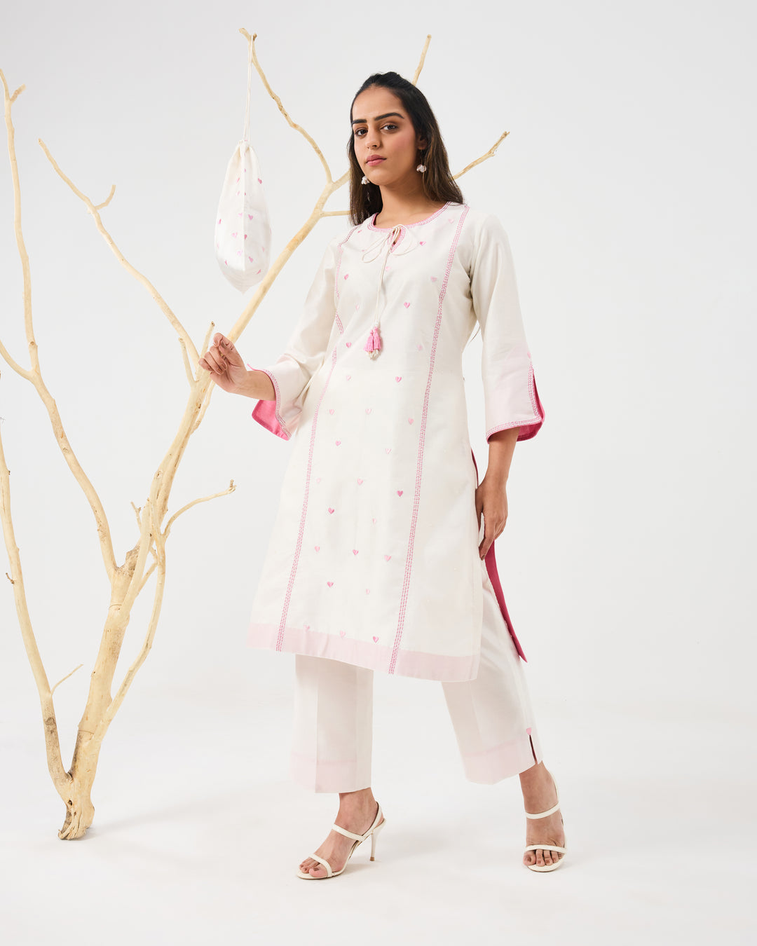 Dilzaah Solid Heart Aline Suit