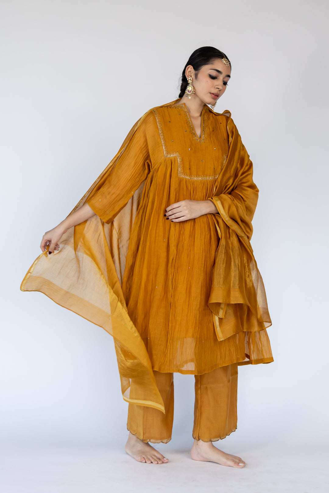 farah yoke kurta set