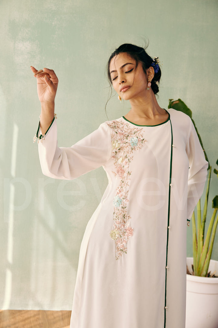 long shirt with front cross pannel comes along with pleated pant