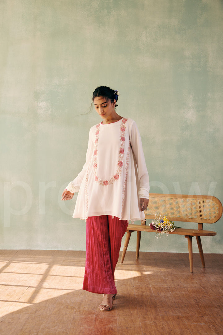 georgette short shirt with side circular kali and churidar sleeves