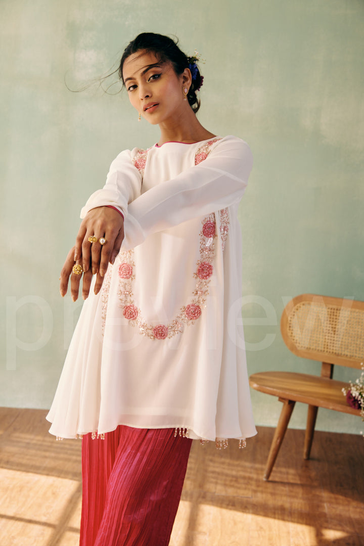 georgette short shirt with side circular kali and churidar sleeves