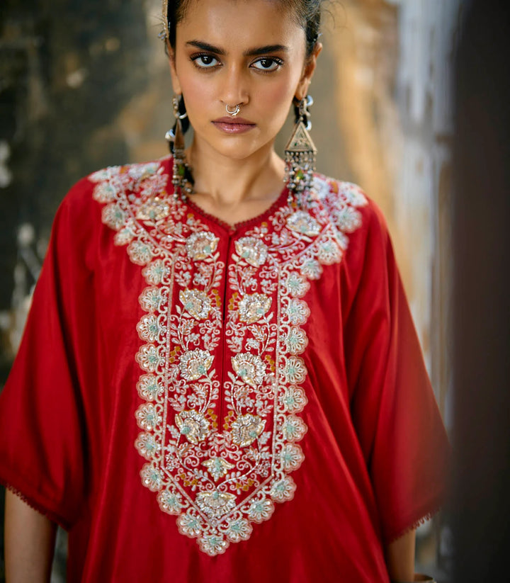 Red Kaftan