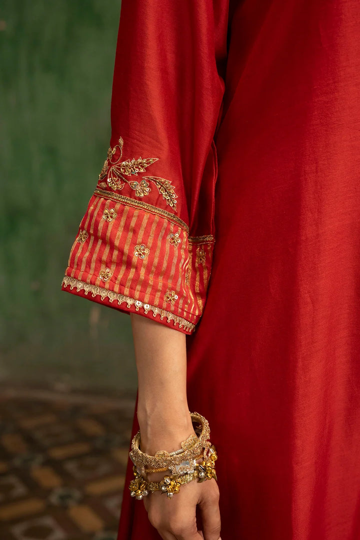 Saanjh Silk Chanderi Aline Kurta Set in Surkh