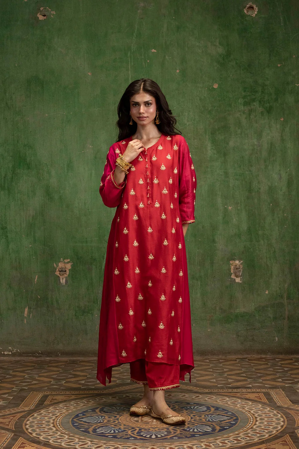 Guldaasta Silk Chanderi Aline Kurta Set in Surkh
