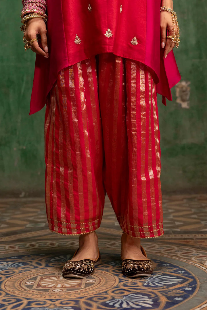 Guldaasta Silk Chanderi Co-ord Set in Red