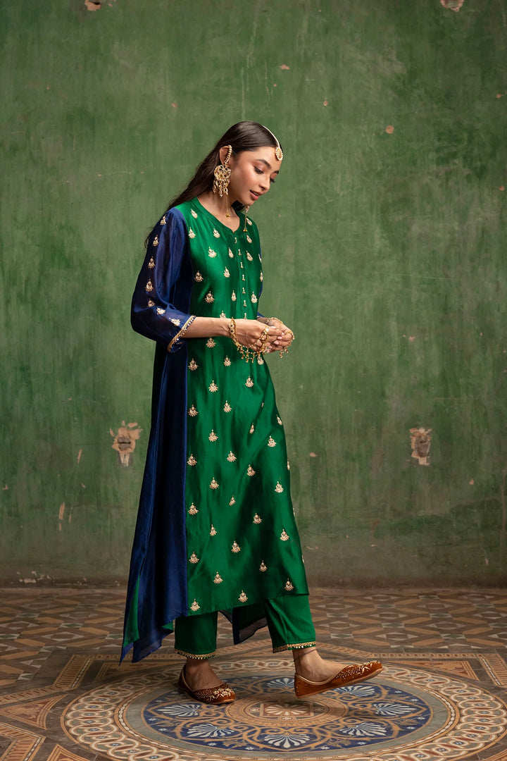 Guldaasta Silk Chanderi Aline Kurta Set in Panna