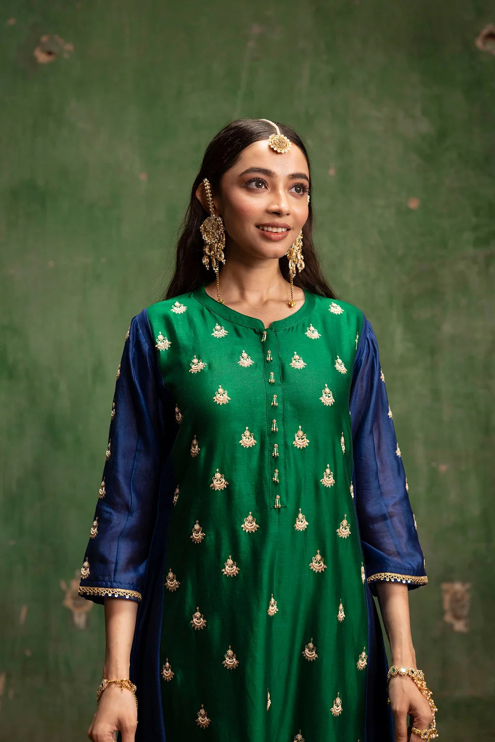 Guldaasta Silk Chanderi Aline Kurta Set in Panna