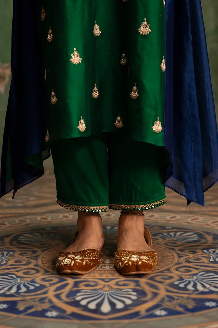 Guldaasta Silk Chanderi Aline Kurta Set in Panna