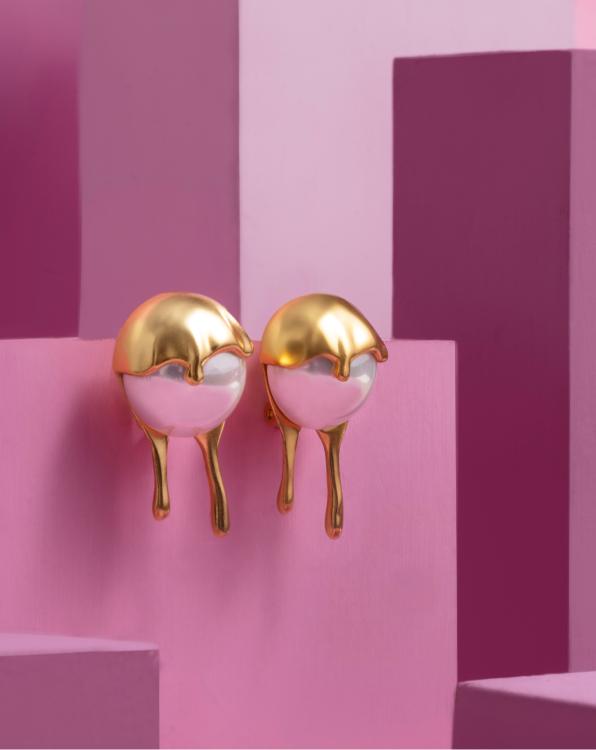 melting studs-golden