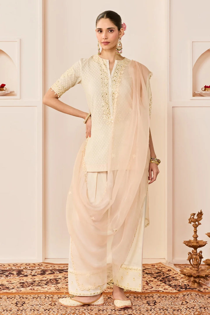 Anaisha -daisy Ivory Short Kurta With Farshi Salwar and dupatta