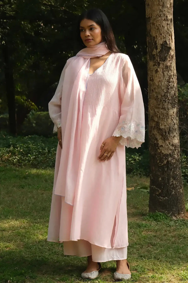 Blush Floral Scallops Kurta Set