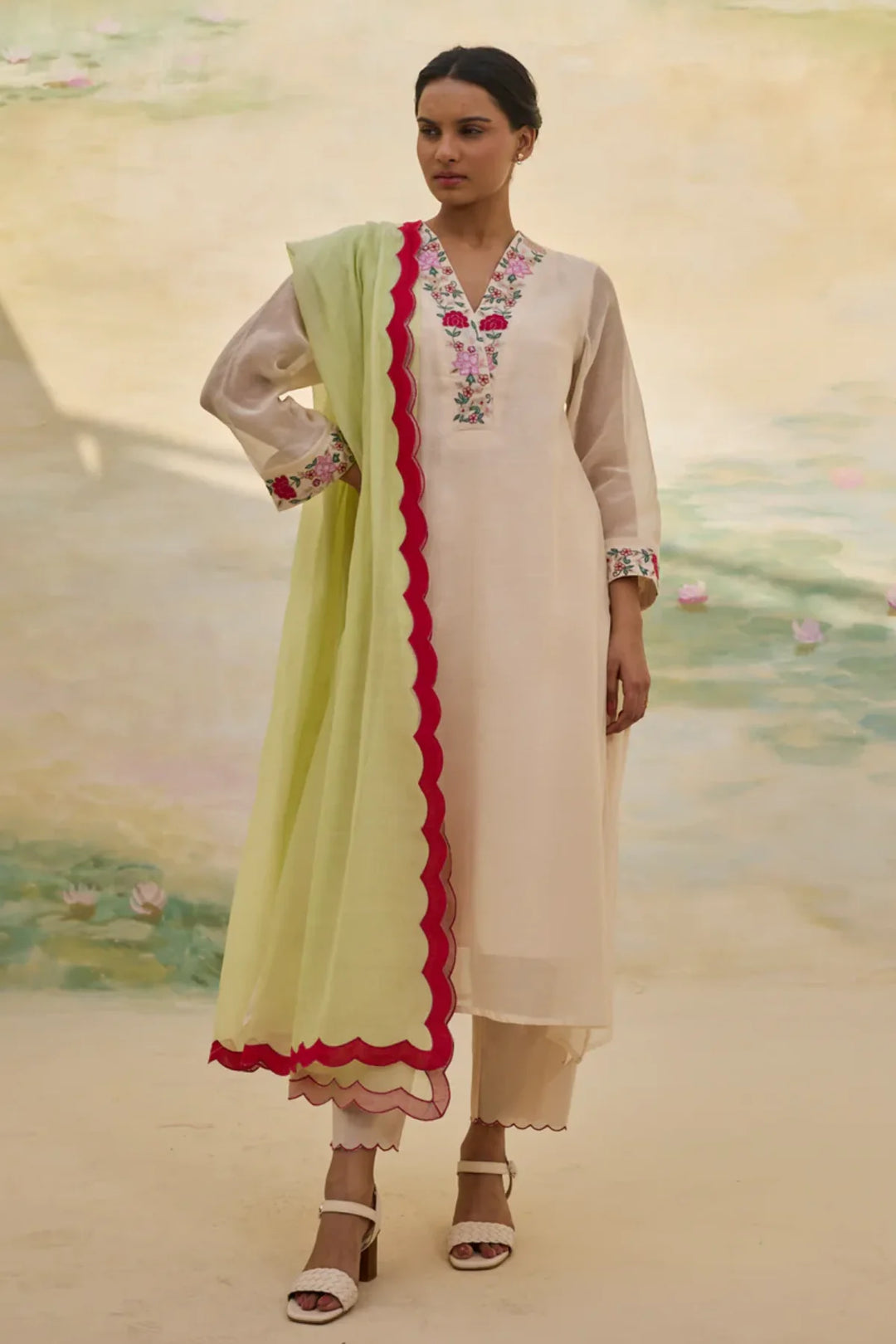 Navya Set