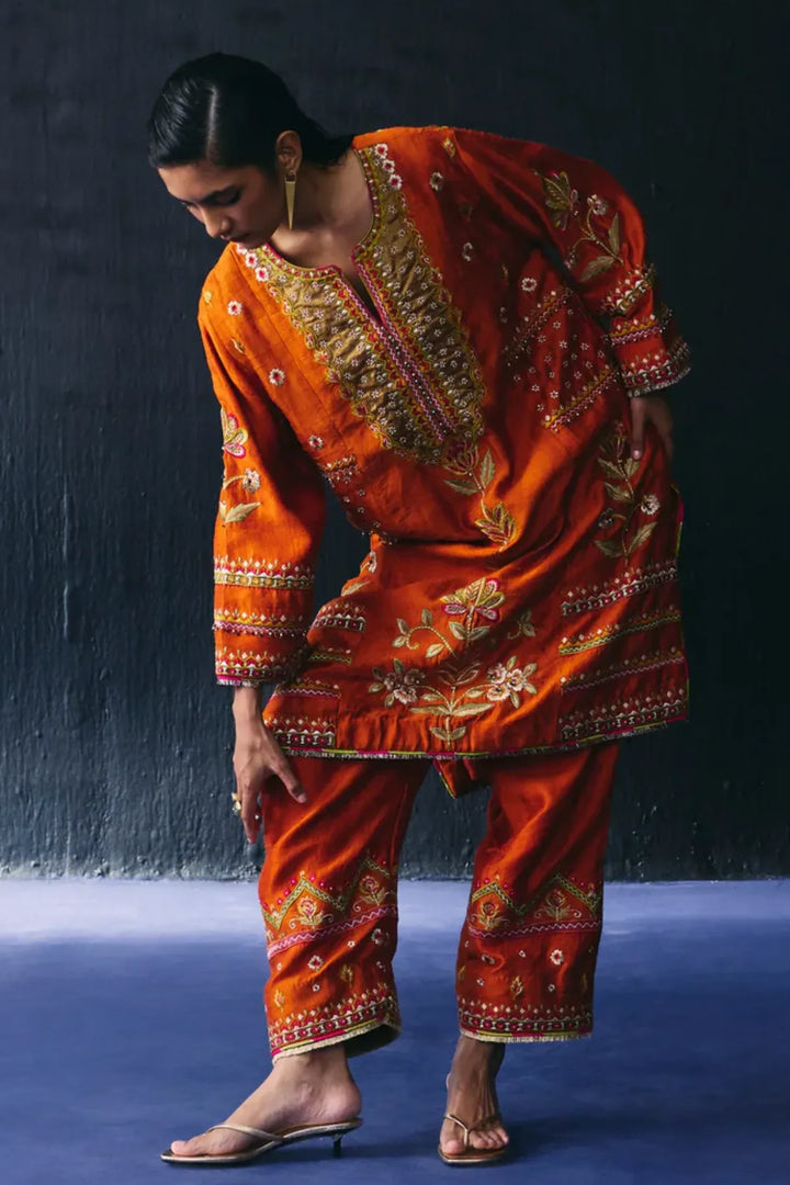 Selvi